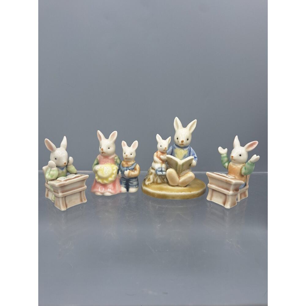 Vintage~ALBERT KESSLER~Porcelain~Bunny Rabbit Figures~Set Of 4